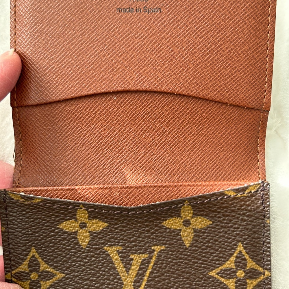 Louis Vuitton Men’s Card Holder - Picture 8 of 10